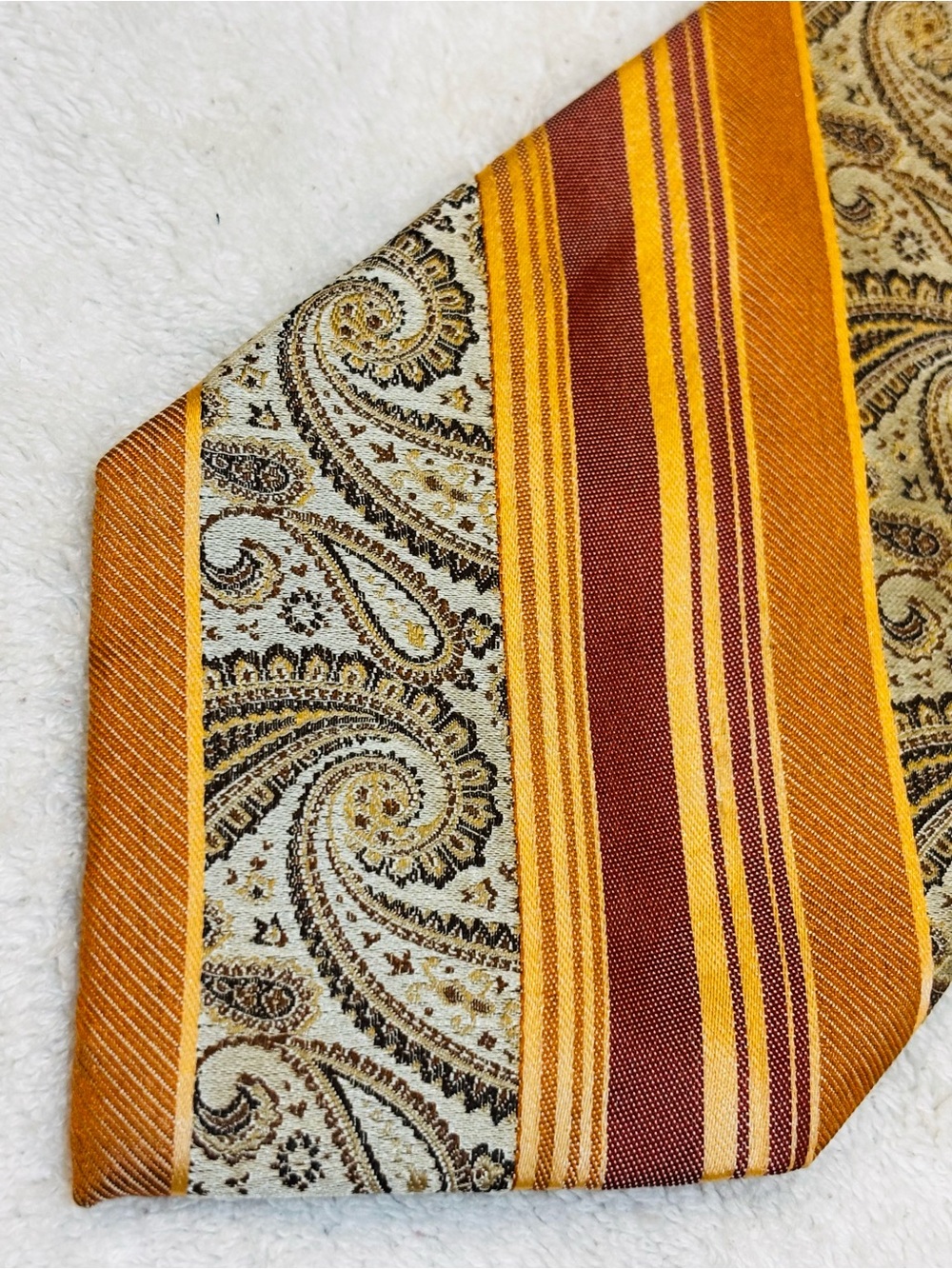 Brand New Stylish Tie By Bachrach